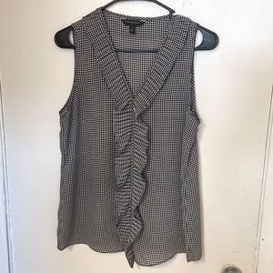 Like New, Sleeveless Banana Republic Tank, Size Small, Black & White, Pullover